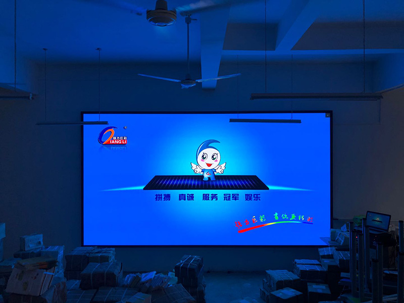 導(dǎo)致LED顯示屏頻繁跳閘的原因